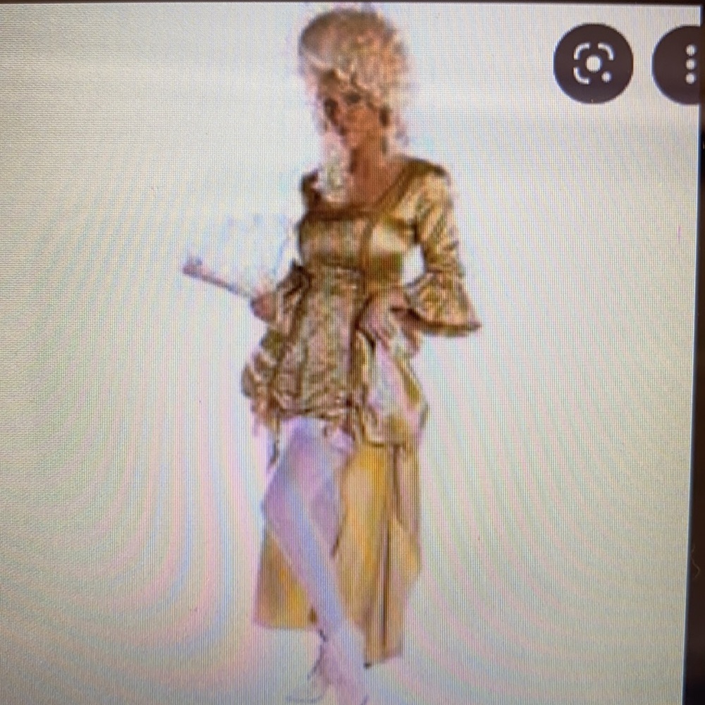 New “Sexy Marie” Halloween Costume